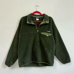 Patagonia Synchilla Snap-T (M) Dark Green Pullover - Fall Must-Have! #FallVibes